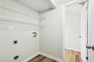 1074 New Haven Dr SW, Marietta, GA 30064 - Photo 15
