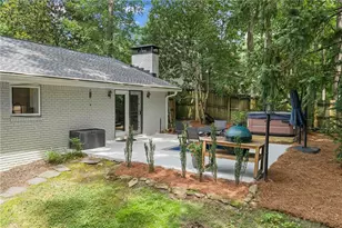 1723 Fernleaf Cir NW, Atlanta, GA 30318 - Photo 31