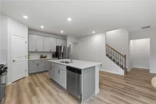 661 Valdosta Dr, Canton, GA 30114 - Photo 17