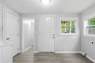 242 N Dogwood Ave, Social Circle, GA 30025 - Photo 9