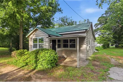 242 N Dogwood Avenue, Social Circle, GA 30025 - Photo 1