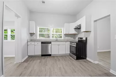 242 N Dogwood Avenue, Social Circle, GA 30025 - Photo 11