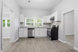242 N Dogwood Ave, Social Circle, GA 30025 - Photo 11