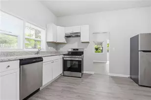 242 N Dogwood Ave, Social Circle, GA 30025 - Photo 13