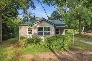 242 N Dogwood Ave, Social Circle, GA 30025 - Photo 3