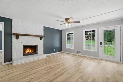 1539 Sir Galahad Drive SW, Marietta, GA 30008 - Photo 3