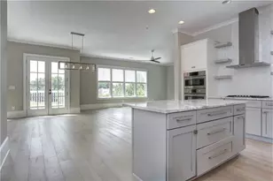 12600 Marstrow Dr, Alpharetta, GA 30004 - Photo 5