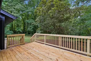 4579 Tudor Castle Dr, Decatur, GA 30035 - Photo 15