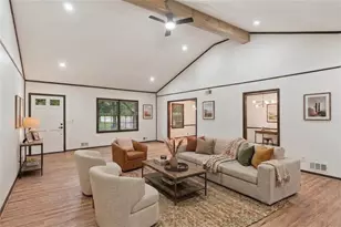 4579 Tudor Castle Dr, Decatur, GA 30035 - Photo 3
