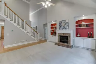 5843 Peacock Ln, Hoschton, GA 30548 - Photo 11