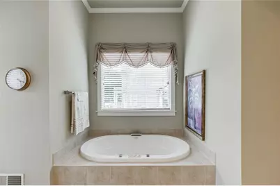 5843 Peacock Lane, Hoschton, GA 30548 - Photo 25
