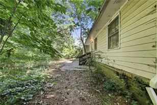 759 Freeman Dr NW, Lilburn, GA 30047 - Photo 27