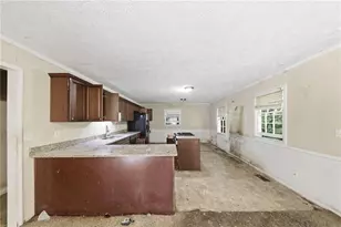 759 Freeman Dr NW, Lilburn, GA 30047 - Photo 11
