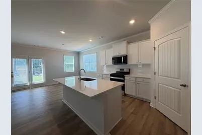 178 King Village, Braselton, GA 30517 - Photo 3