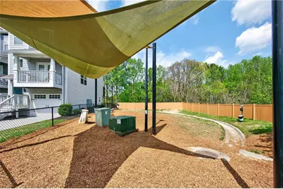 1609 Liberty Parkway NW, Atlanta, GA 30318 - Photo 15