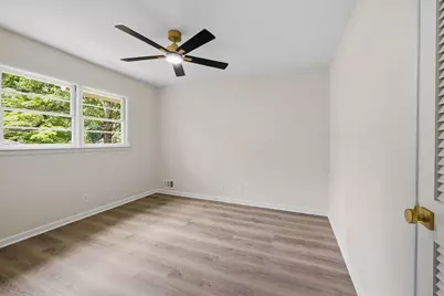 4765 Luray Drive, Dunwoody, GA 30338 - Photo 19