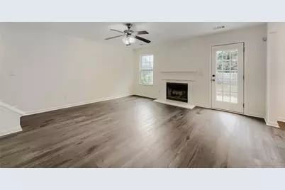 4651 Ravenwood Loop, Union City, GA 30291 - Photo 7
