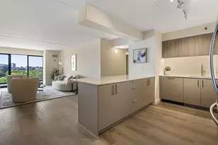 2460 Peachtree Road NE, Atlanta, GA 30305 - Photo 3