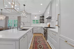 3094 Towerview Dr NE, Atlanta, GA 30324 - Photo 15