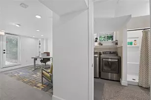 3094 Towerview Dr NE, Atlanta, GA 30324 - Photo 39