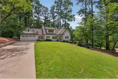 3094 Towerview Drive NE, Atlanta, GA 30324 - Photo 3