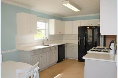 2121 Little River Drive, Suwanee, GA 30024 - Photo 3