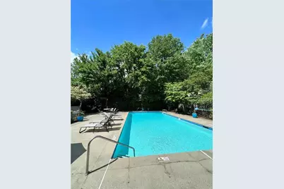1102 Defoors Landing NW, Atlanta, GA 30318 - Photo 29