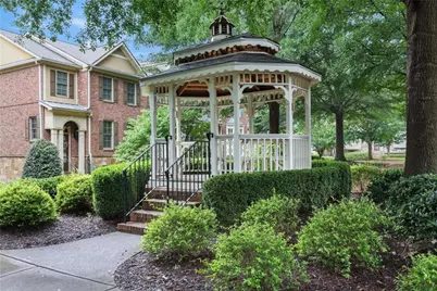 755 Mountain View Terrace NW, Marietta, GA 30064 - Photo 5