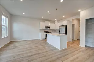 237 Tulip Dr, Covington, GA 30016 - Photo 9