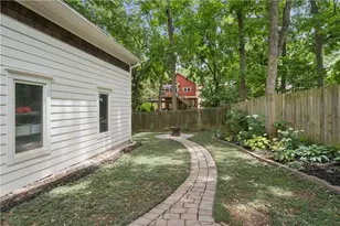 63 Lakeview Dr NE, Atlanta, GA 30317 - Photo 39