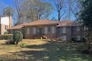 4517 E Kings Point Cir, Dunwoody, GA 30338 - Photo 1