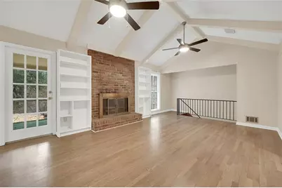 4517 E Kings Point Circle, Dunwoody, GA 30338 - Photo 13