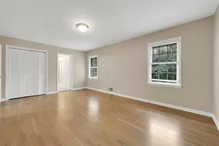 4517 E Kings Point Cir, Dunwoody, GA 30338 - Photo 21