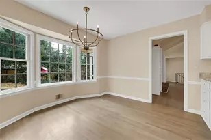 4517 E Kings Point Cir, Dunwoody, GA 30338 - Photo 11