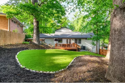 1461 Lively Ridge Road NE, Atlanta, GA 30329 - Photo 15