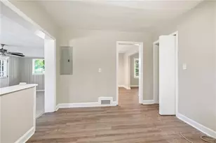 1923 Rosewood Rd, Decatur, GA 30032 - Photo 11