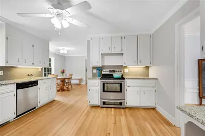 5197 Riverhill Road NE, Marietta, GA 30068 - Photo 11