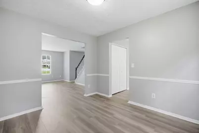 11240 Rotherick Drive, Alpharetta, GA 30022 - Photo 5