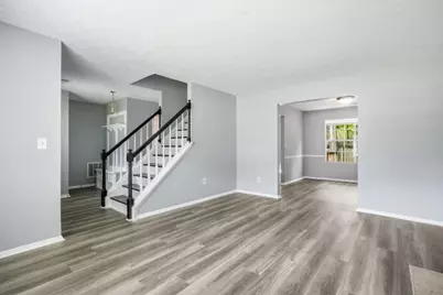 11240 Rotherick Drive, Alpharetta, GA 30022 - Photo 7