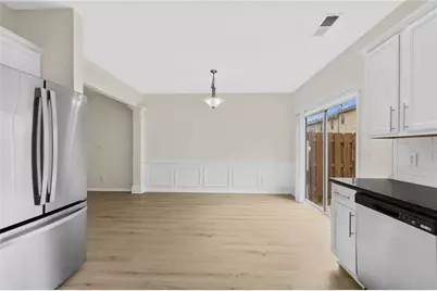 318 Knelston Oak Drive, Suwanee, GA 30024 - Photo 13