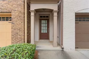318 Knelston Oak Dr, Suwanee, GA 30024 - Photo 3