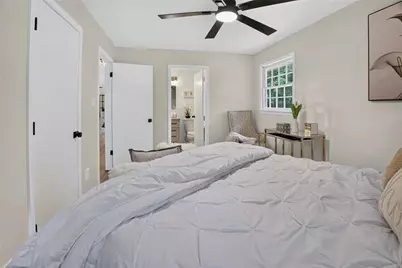 657 Overlook Court, Jonesboro, GA 30238 - Photo 9