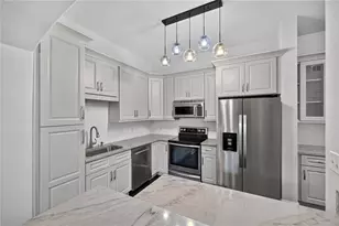 3445 Stratford Rd NE, Atlanta, GA 30326 - Photo 7