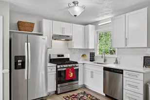 3860 Maple Wood Trail, Buford, GA 30518 - Photo 7