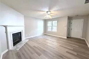 940 Melrose Park Pl, Lawrenceville, GA 30044 - Photo 3