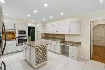 2032 Gunstock Drive, Tucker, GA 30087 - Photo 11