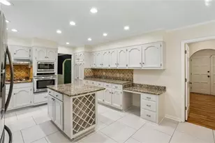 2032 Gunstock Dr, Tucker, GA 30087 - Photo 11