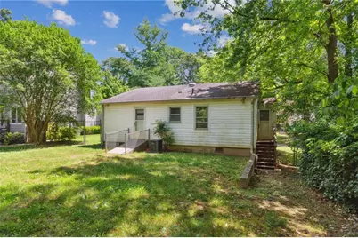 1682 Bridgeport Drive NE, Atlanta, GA 30329 - Photo 21