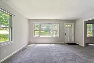 1682 Bridgeport Dr NE, Atlanta, GA 30329 - Photo 9
