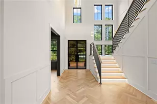 1081 Hershey Dr, Marietta, GA 30062 - Photo 7